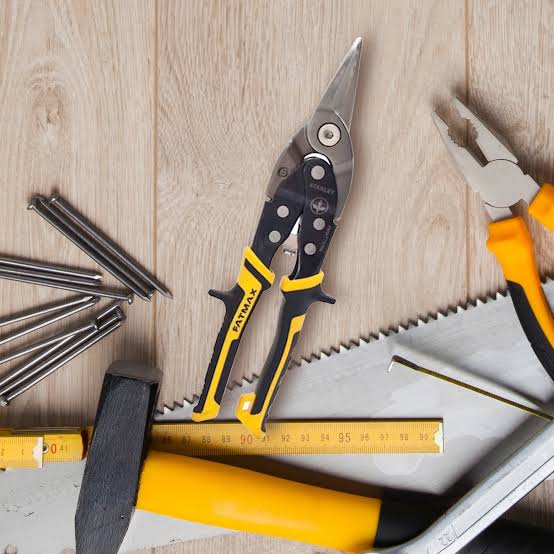 Specialised industrial equipment and custom tool solutions in Pune